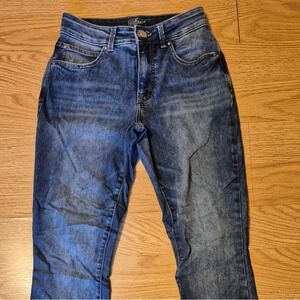 Maurices Everflex High Rise Curvy Jeans Size 2 Dark Wash Stretch Denim Women's